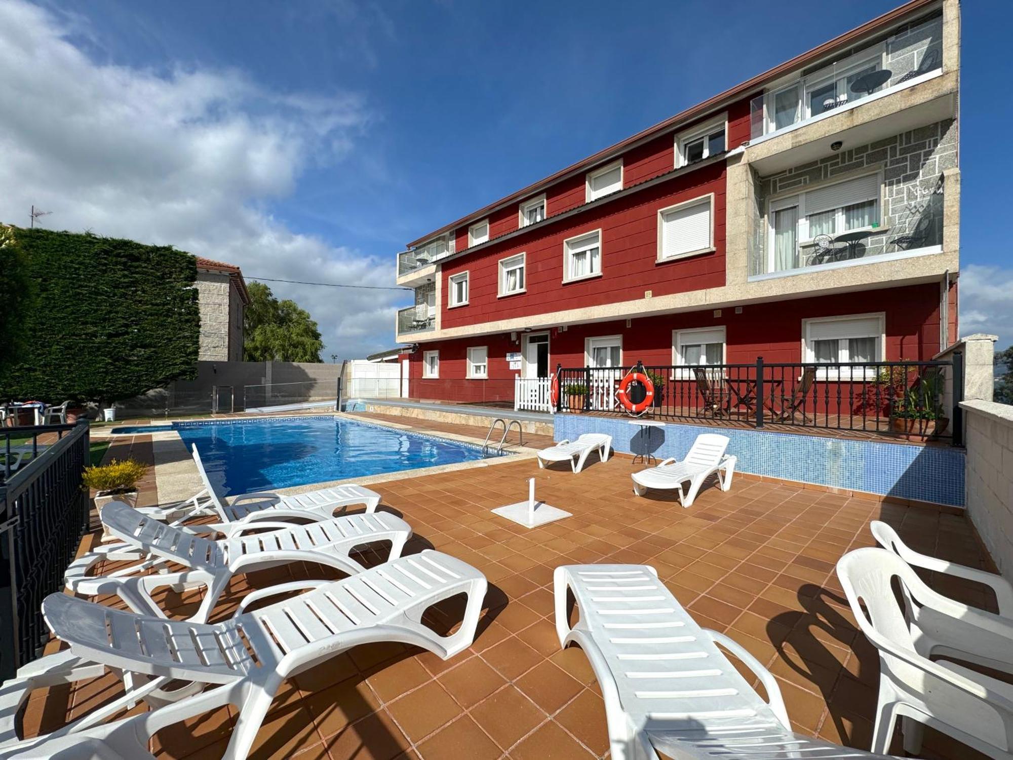 Apartamentos Sinas Playa Раксо Екстер'єр фото